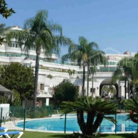 Puerto Banus Luxury Beachfront Apartment D Marbella Exterior foto